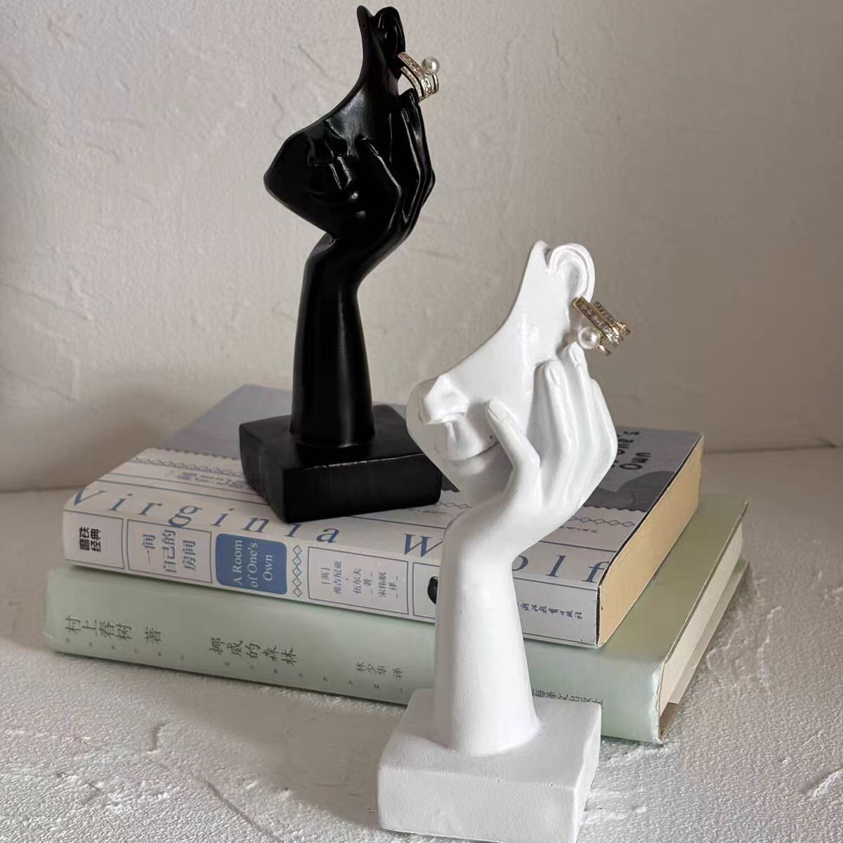 Art Craft Display - Resin Craft Ornaments Abstract Figure Earring